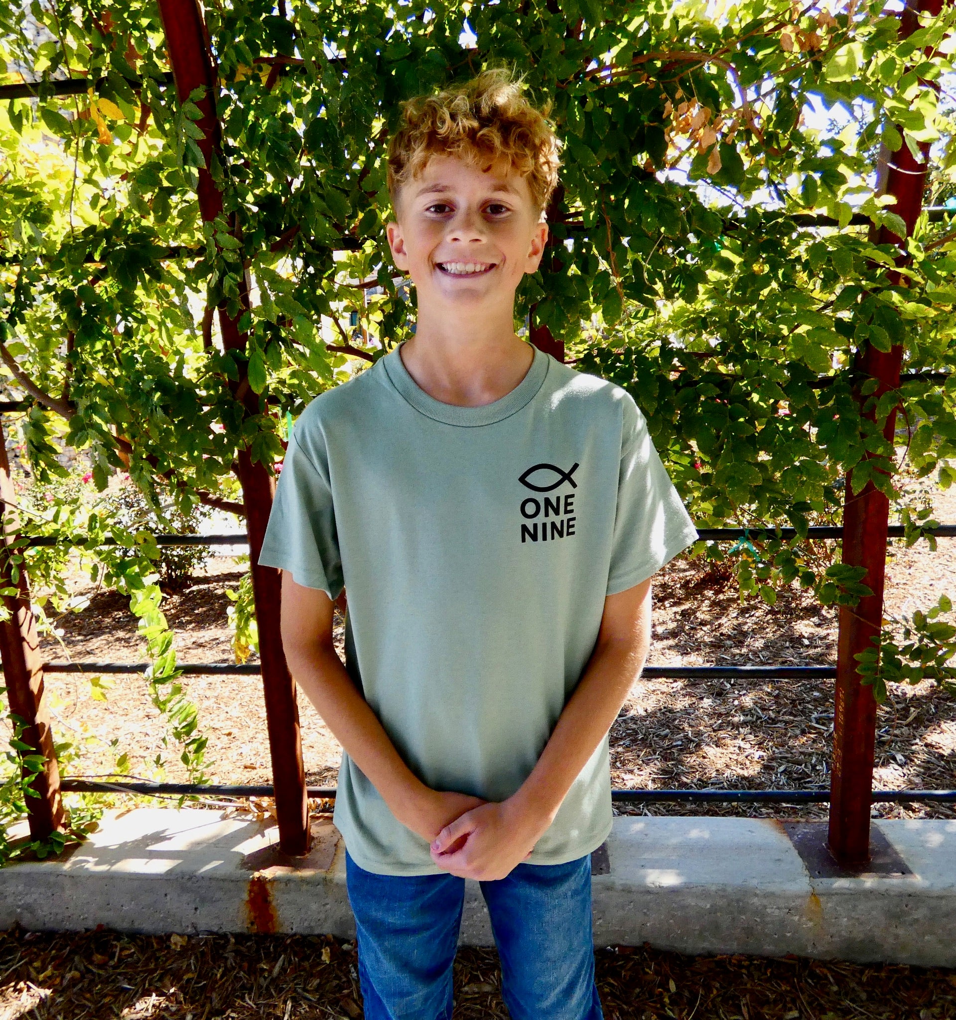 Make Disciples Youth Tee